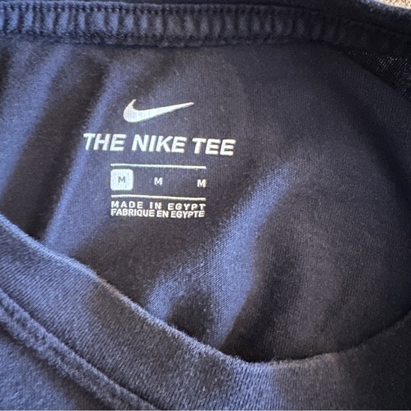 Nike just do it long sleeve black medium - Picture 3 of 3